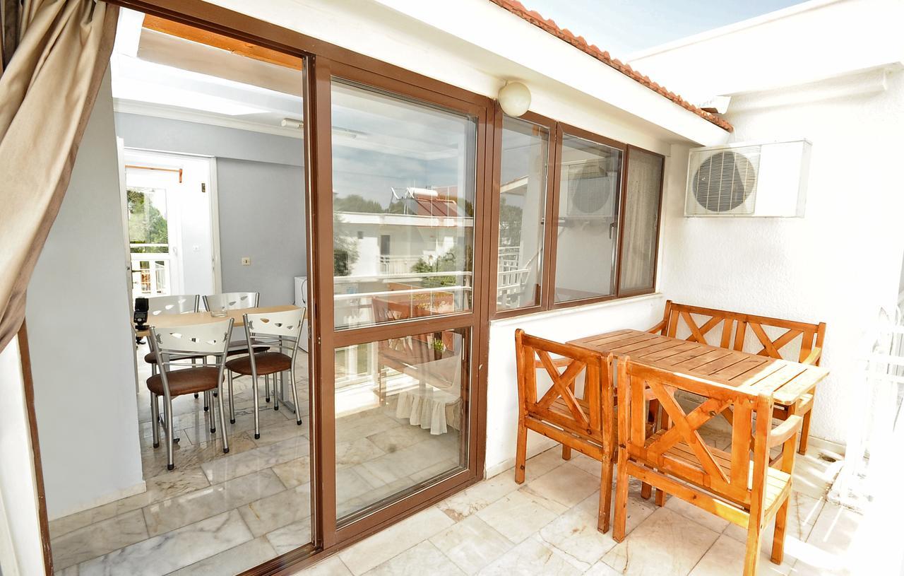 Hanedan Flora Apart Hotel Foça Exterior foto