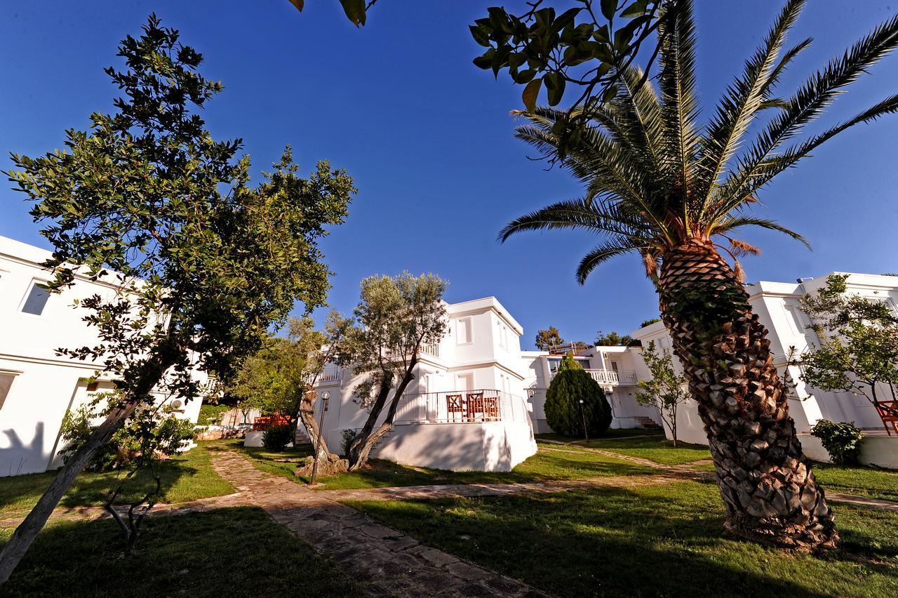 Hanedan Flora Apart Hotel Foça Exterior foto