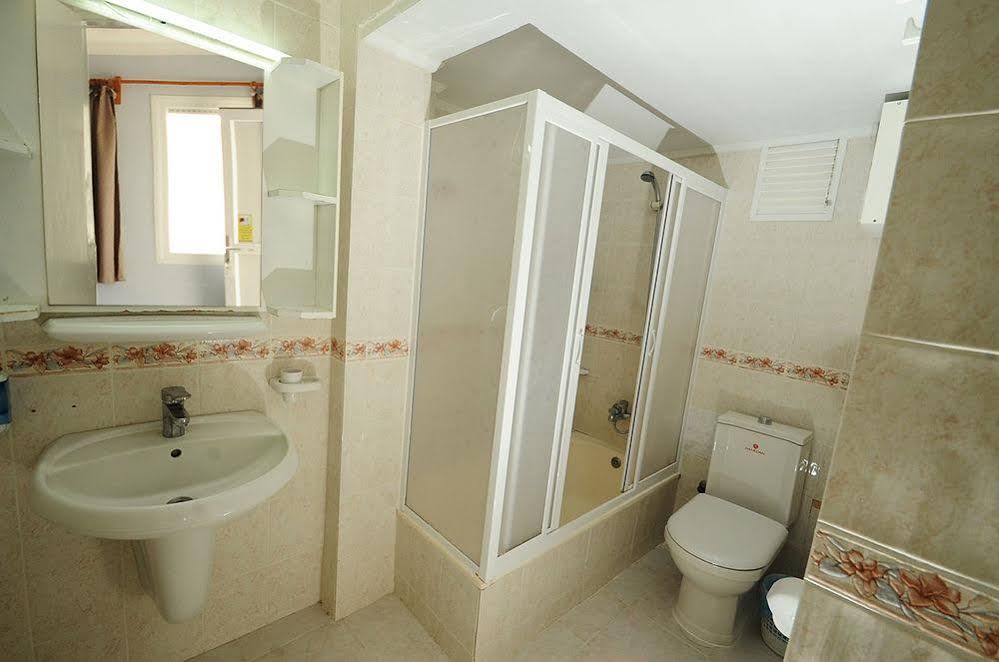 Hanedan Flora Apart Hotel Foça Exterior foto